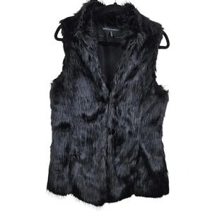White House Black Market Black Faux Fur Sleeveless Vest Size Medium Hook Closure